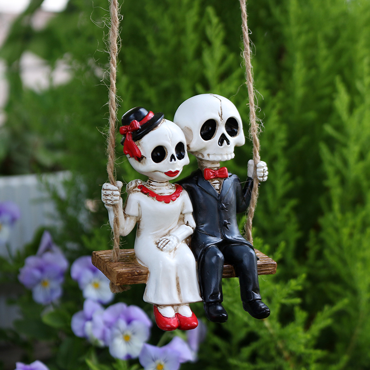 Resin Skeleton Couple Swing St - đánh giá và giá Bonsai Garden Gift